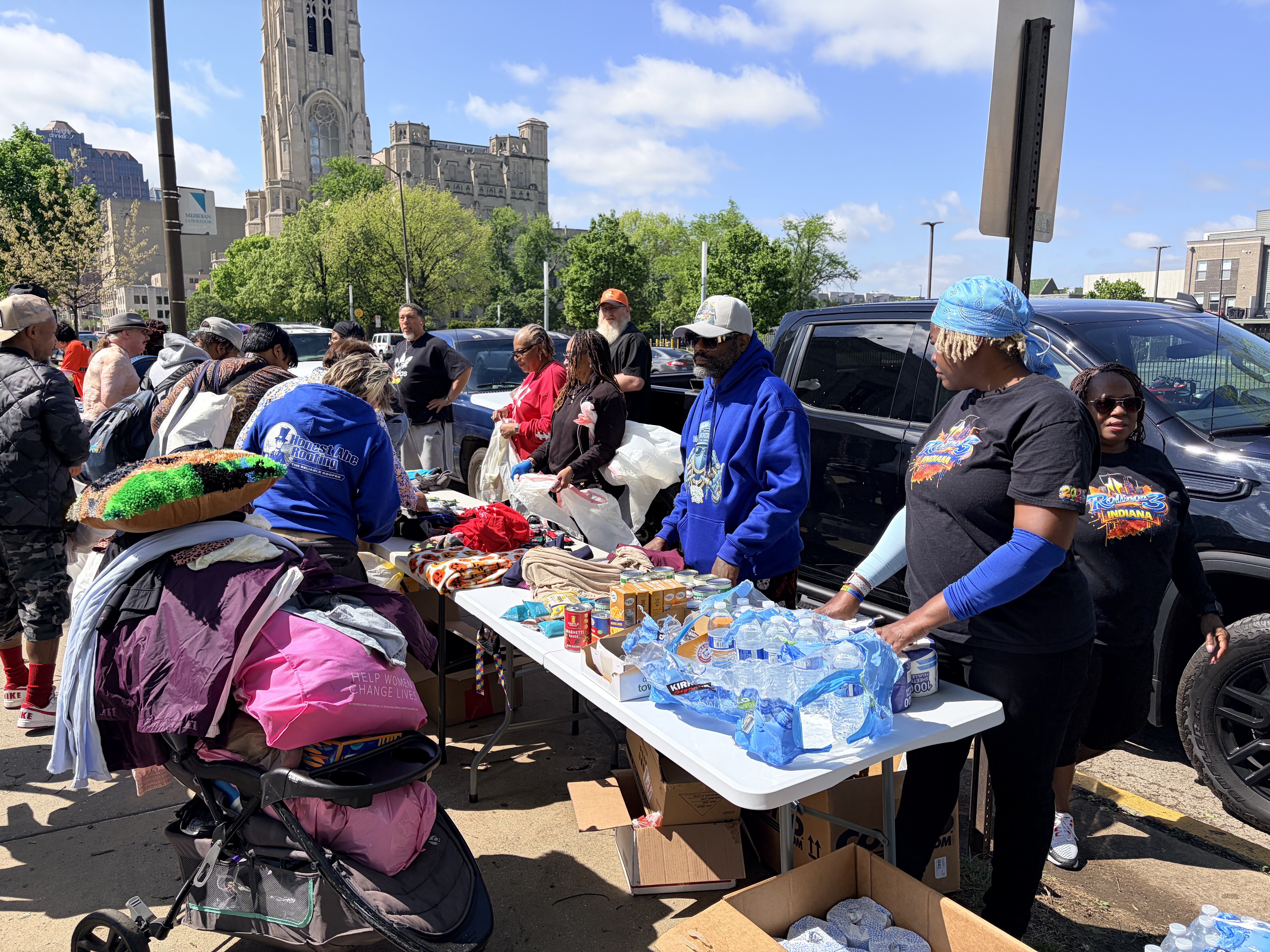 RollinOn3 members distributing care packages during community service event