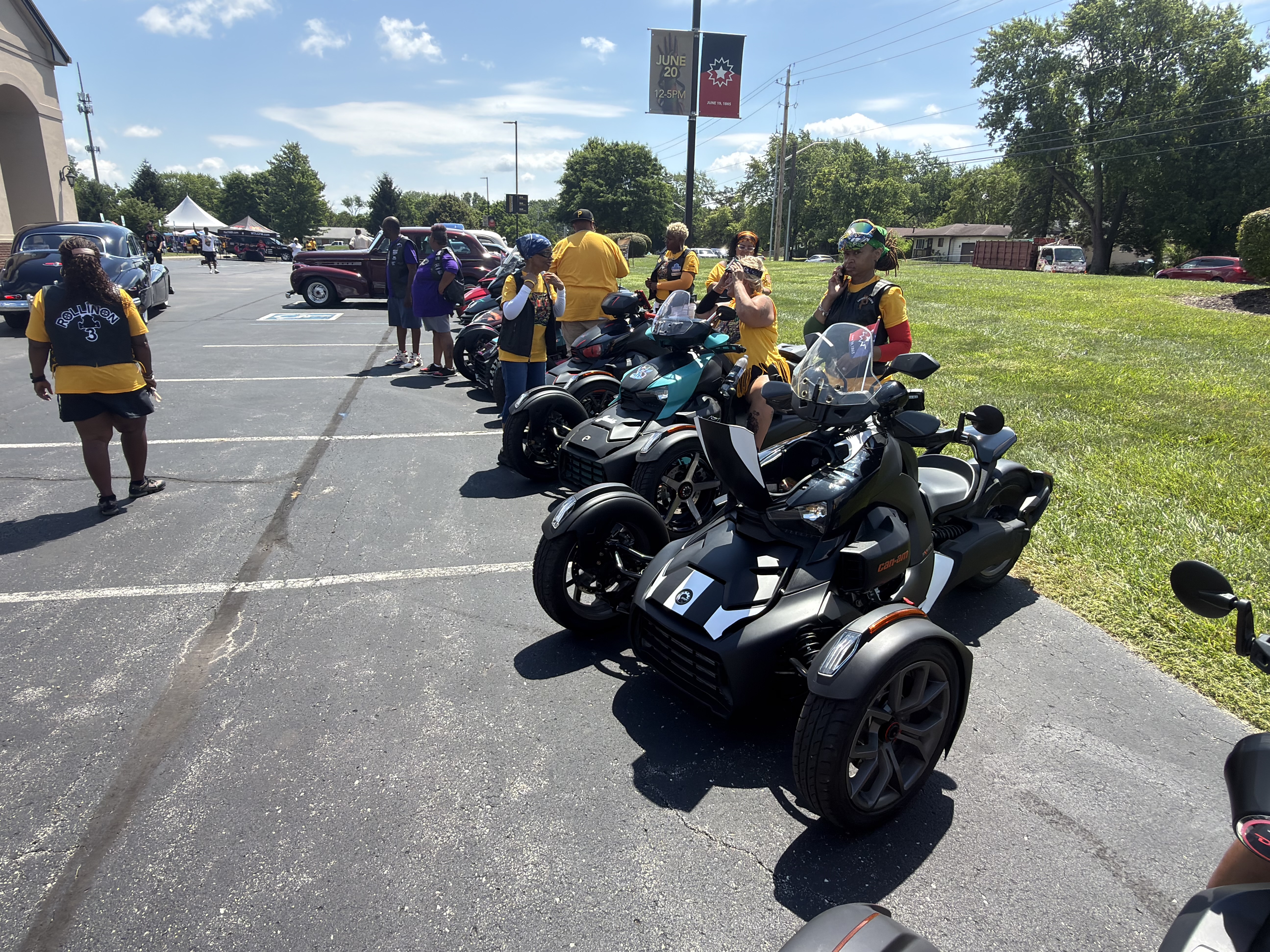 Ride Lineup
